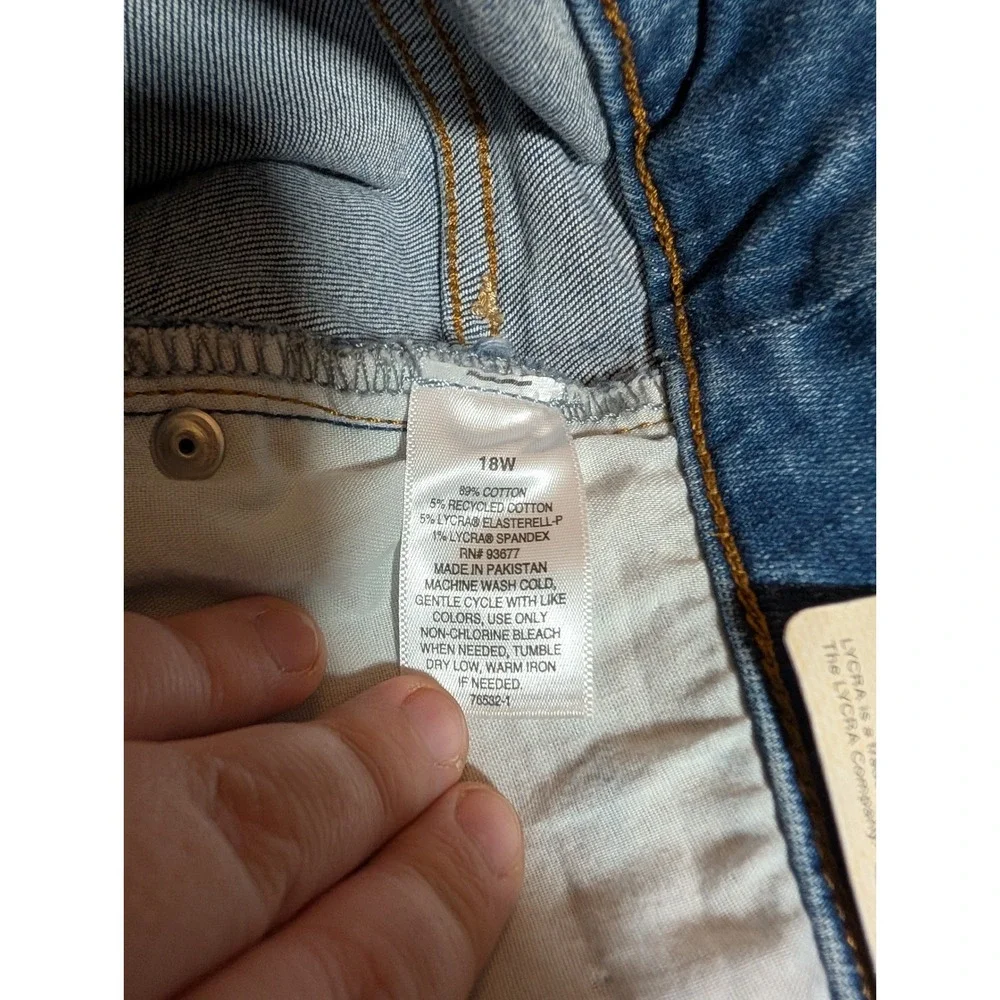 A New Approach A.N.A Women's Medium‎ Wash High Rise Straight Jeans New Size 18W